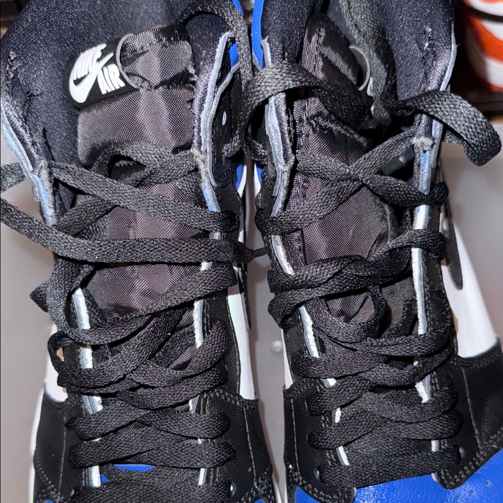 Mens Jordan Air 1 Retro High OG "Royal Toe" sneakers Black - Picture 8 of 11